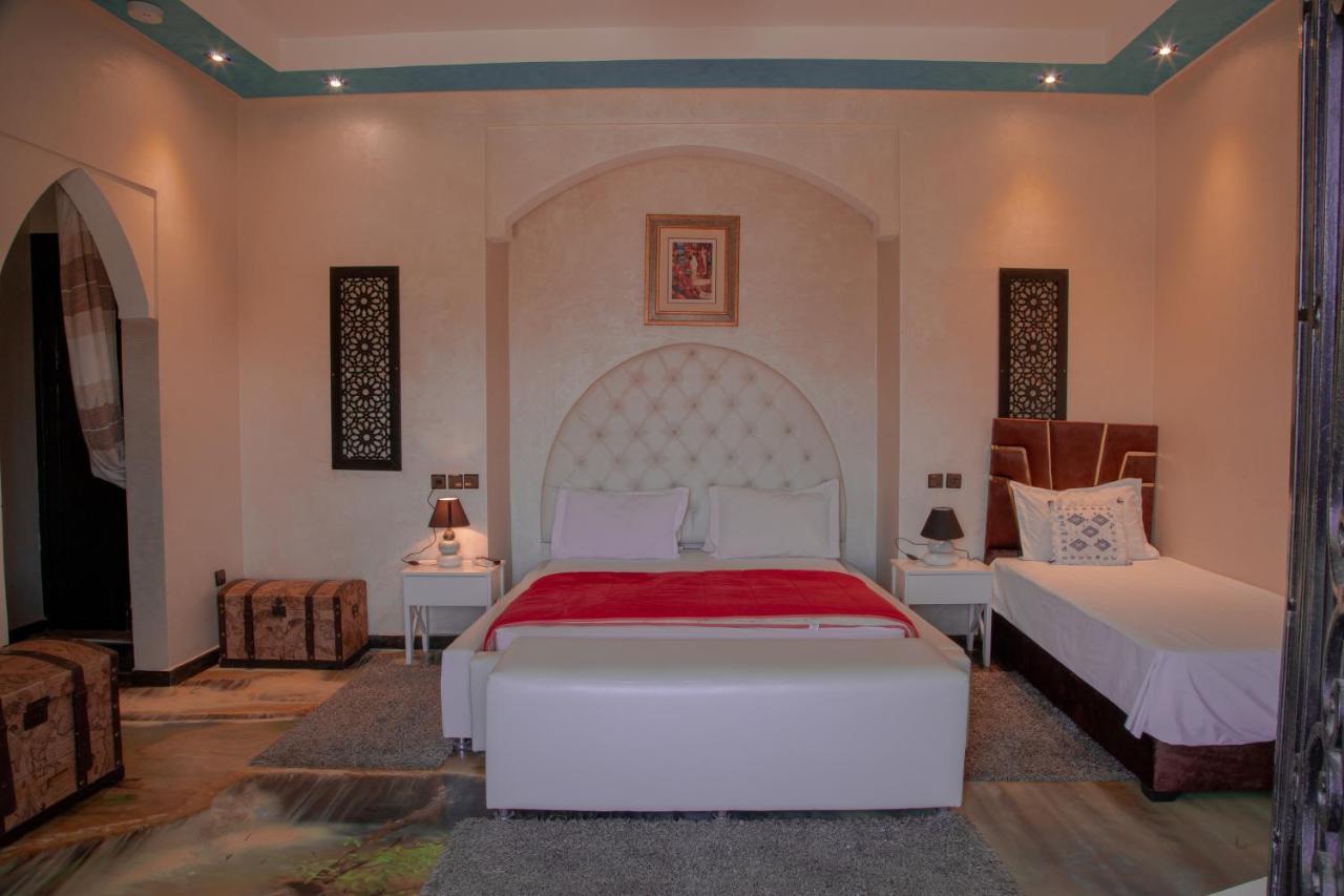 Jnanat Aicha Guesthouse Wawizelte Exteriér fotografie