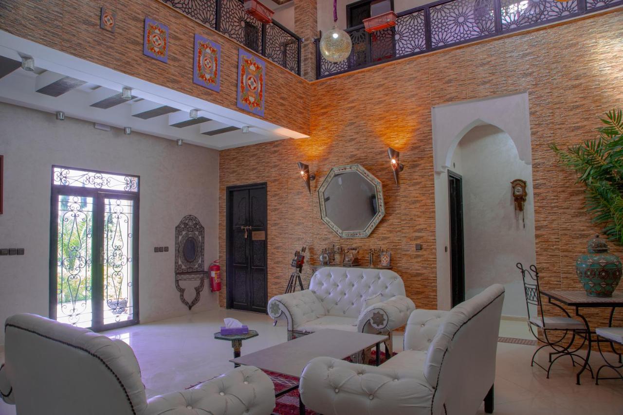 Jnanat Aicha Guesthouse Wawizelte Exteriér fotografie